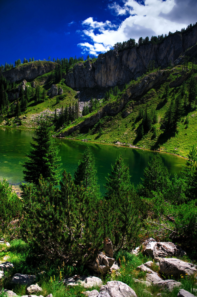 Red%20Stone%20Lake%20-%20Rugova%20Gorge.jpg